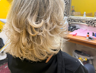 Coloração Loiro — mais brilho, profundidade e elegância
